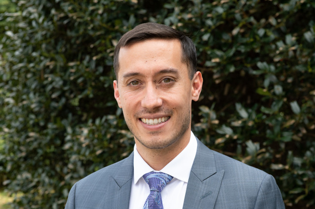 Portrait of Dr. Alex Lee, DDS